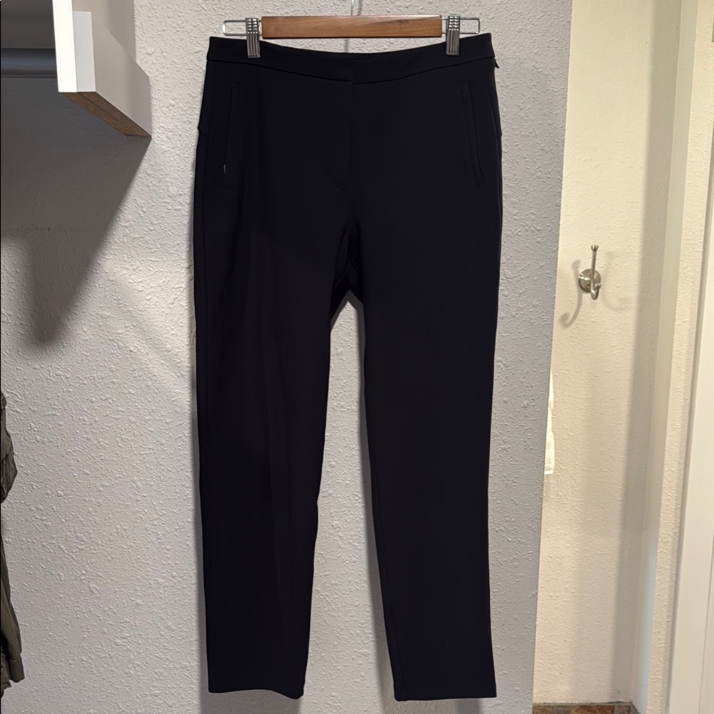 Lululemon cropped trouser